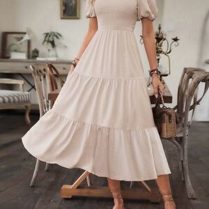 Elegant Cream Maxi Dress~ smocked ~ puff sleeve ~New ~ Medium